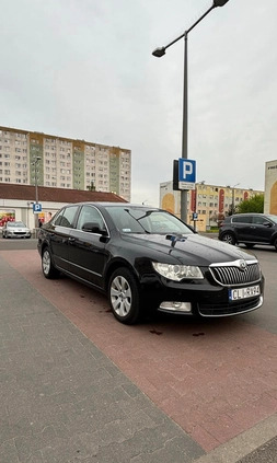 Skoda Superb cena 21500 przebieg: 364500, rok produkcji 2009 z Włocławek małe 106